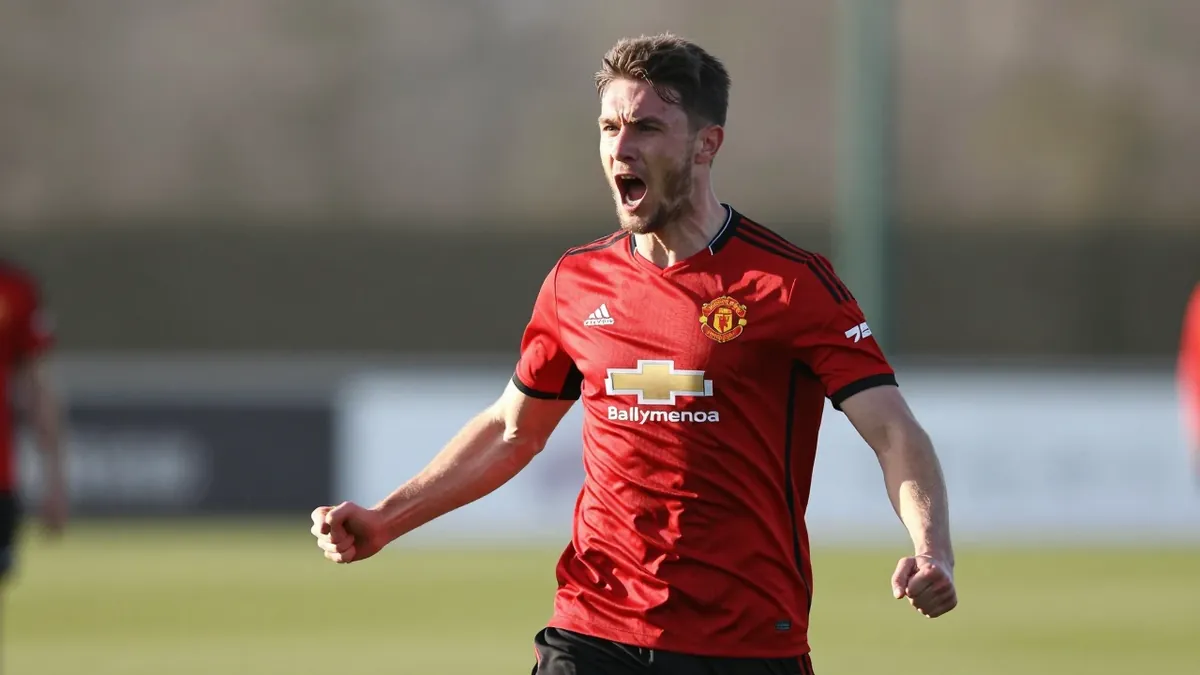 Ballymena United sit eighth in the Premiership as former midfielder Jack Henderson joins Glenavon, while Linfield's new...
